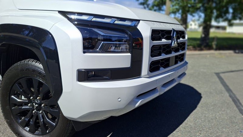 2025 Mitsubishi Triton VRX 4x4 - LAST ONE IN NZ... image 3