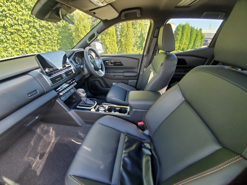2025 Mitsubishi Triton VRX 4x4 - READY TO GO image 4