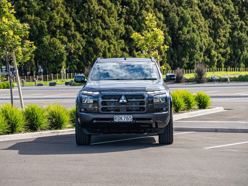 2025 Mitsubishi Triton VRX DC WS 2.4D 4WD Bi-Tu... image 4