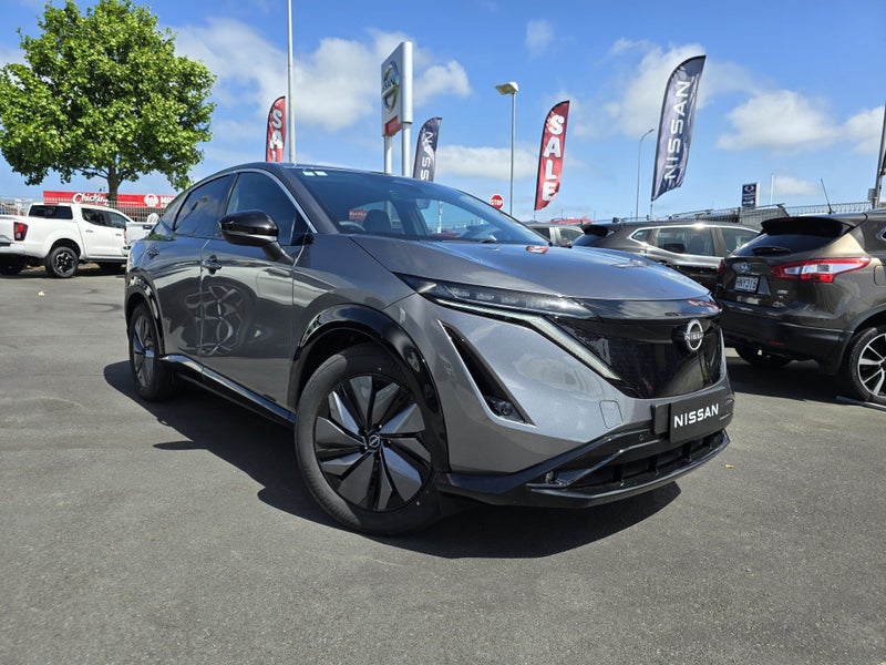 2025 Nissan Ariya ADVANCE 63KWH image 2