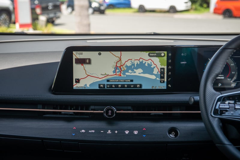 2025 Nissan Ariya Advance 63Kwh/EV image 3