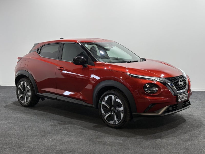2025 Nissan Juke ST-L image 1