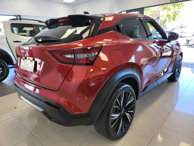 2025 Nissan Juke TI image 3