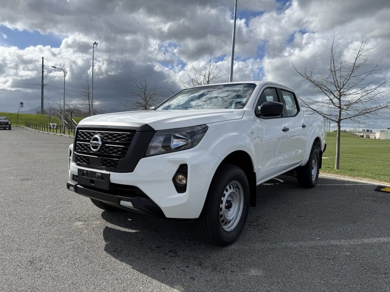 2025 Nissan Navara 4WD D/CAB 2.3 image 3