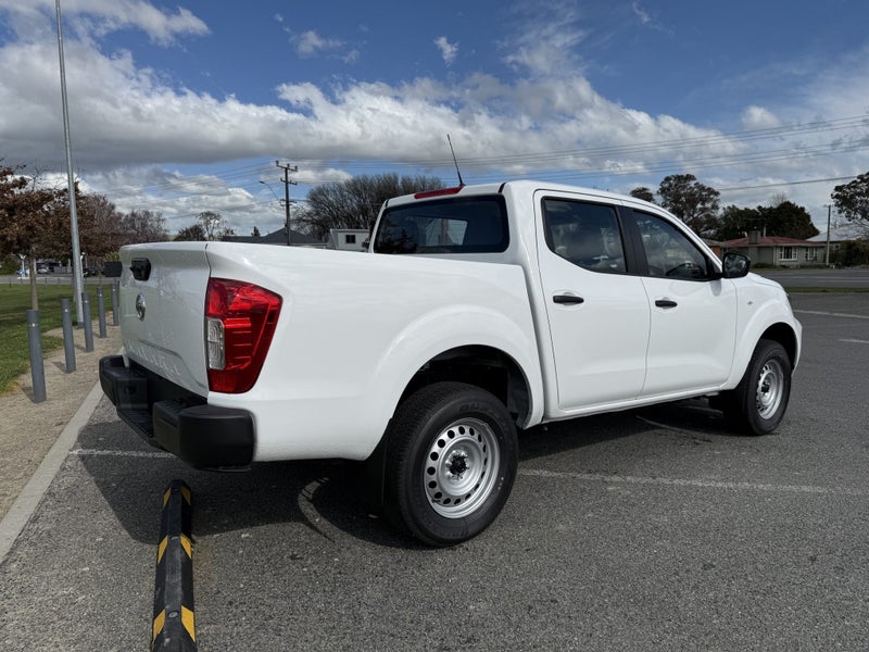 2025 Nissan Navara 4WD D/CAB 2.3 image 5