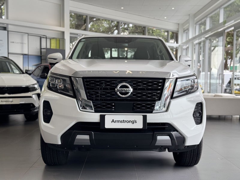 2025 Nissan Navara 4WD D/Cab 2.3 image 4