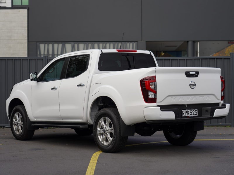 2025 Nissan Navara 4WD D/CAB 2.3D 4Dr Ute image 2