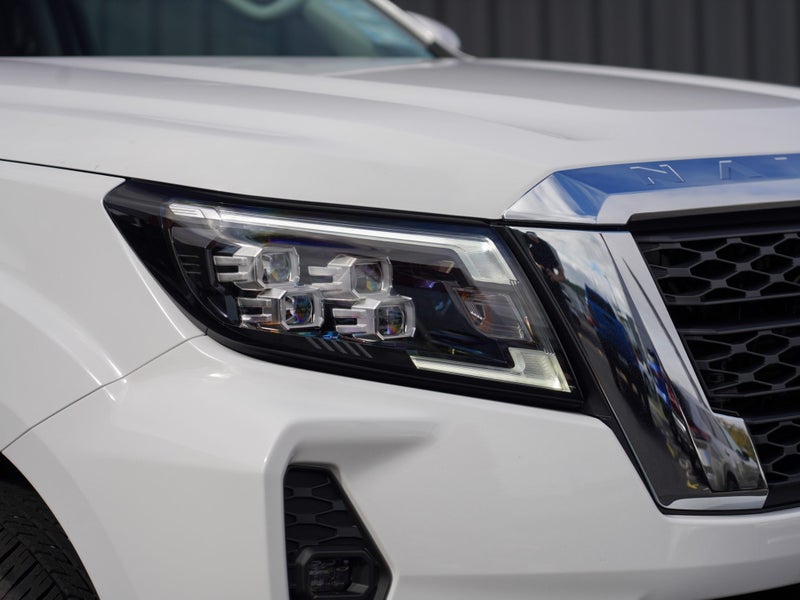 2025 Nissan Navara 4WD D/CAB 2.3D 4Dr Ute image 3