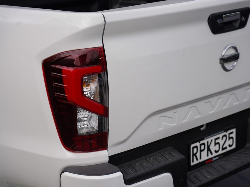 2025 Nissan Navara 4WD D/CAB 2.3D 4Dr Ute image 5