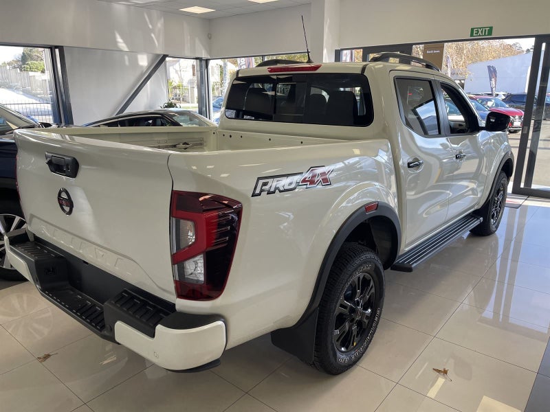 2025 Nissan Navara PRO-4X image 5