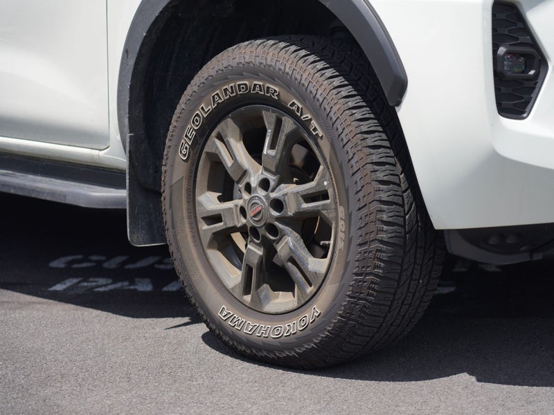 2025 Nissan Navara Pro-4X 2.3D 4WD 7A Utility image 4