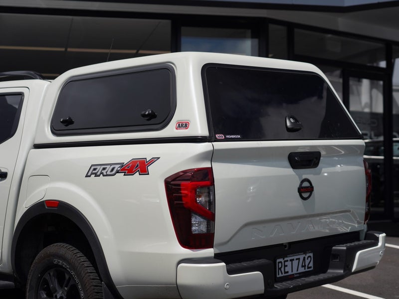 2025 Nissan Navara Pro-4X 2.3D 4WD 7A Utility image 5