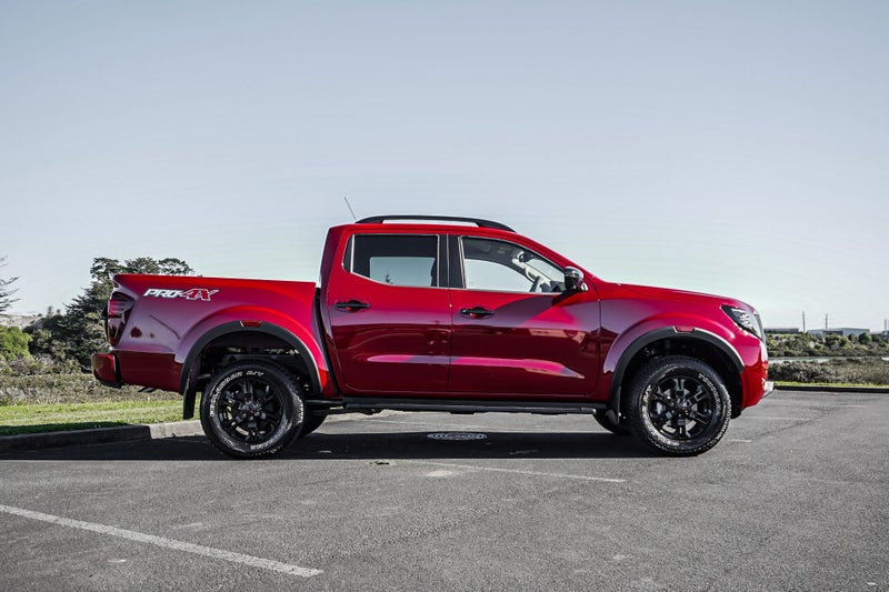 2025 Nissan Navara Pro-4X 2.3D/4Wd/7At image 3