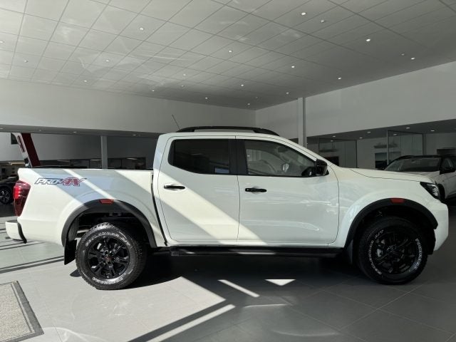 2025 Nissan Navara PRO-4X 2.3D/4WD/7AT image 4