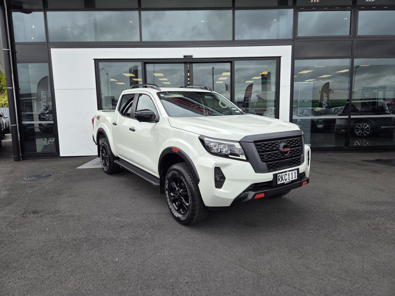2025 Nissan Navara PRO-4X 2.3D/4WD/7AT image 1