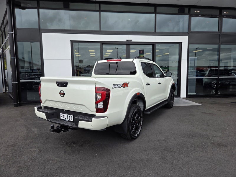 2025 Nissan Navara PRO-4X 2.3D/4WD/7AT image 3