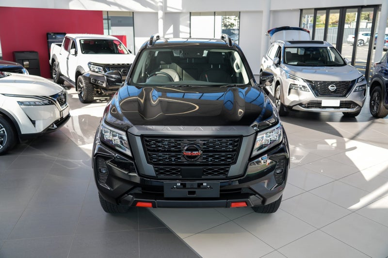 2025 Nissan Navara PRO-4X 2.3D 4WD 7AT Utility image 4