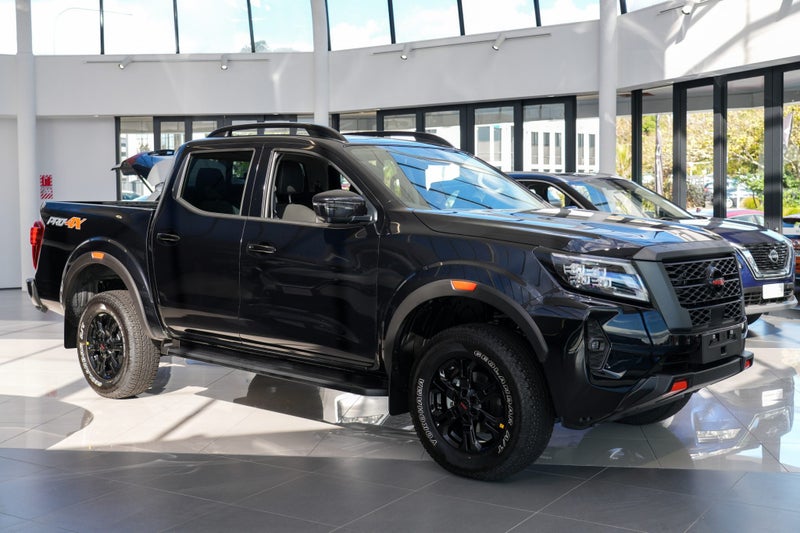 2025 Nissan Navara PRO-4X 2.3D 4WD 7AT Utility image 5