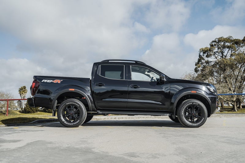 2025 Nissan Navara Pro-4X 2.3D 4WD AUTO image 4