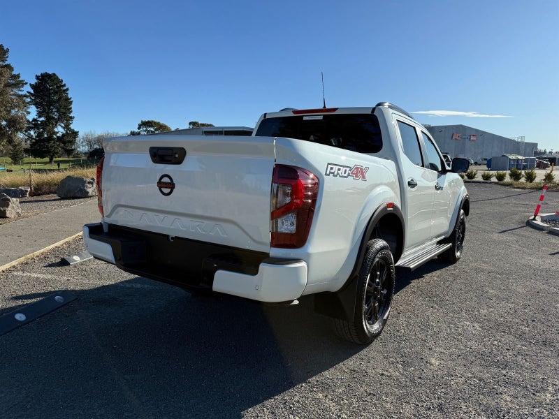 2025 Nissan Navara PRO-4X 4WD 2.3 Double Cab 7Auto image 5