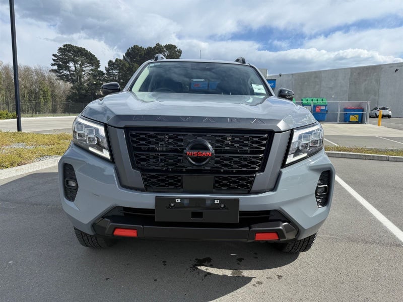 2025 Nissan Navara PRO-4X 4WD 2.3 Double Cab 7Auto image 2