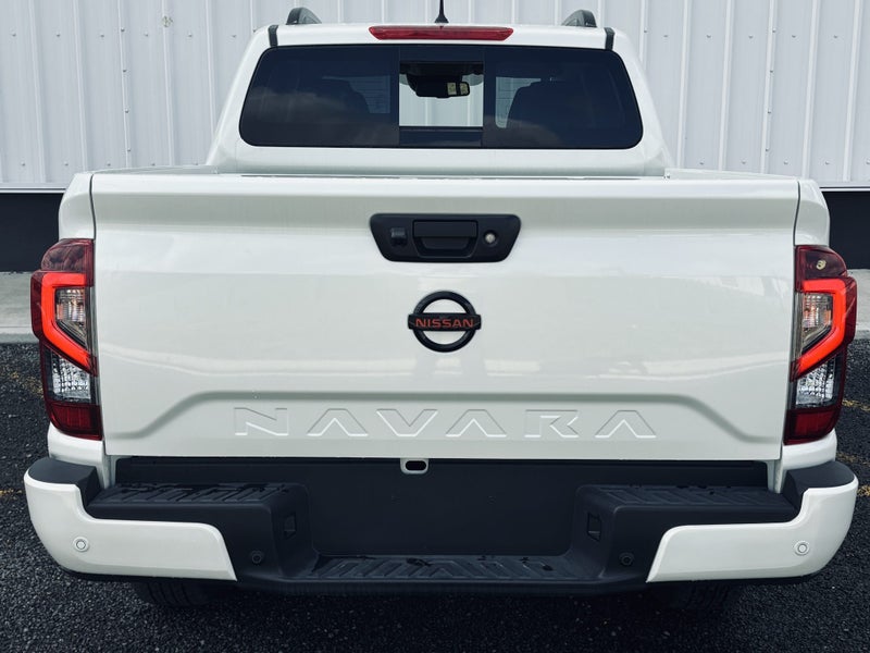 2025 Nissan Navara Pro-4X 4WD image 5