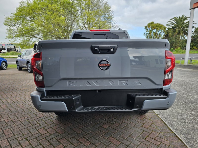 2025 Nissan Navara PRO-4X 4WD Auto image 4