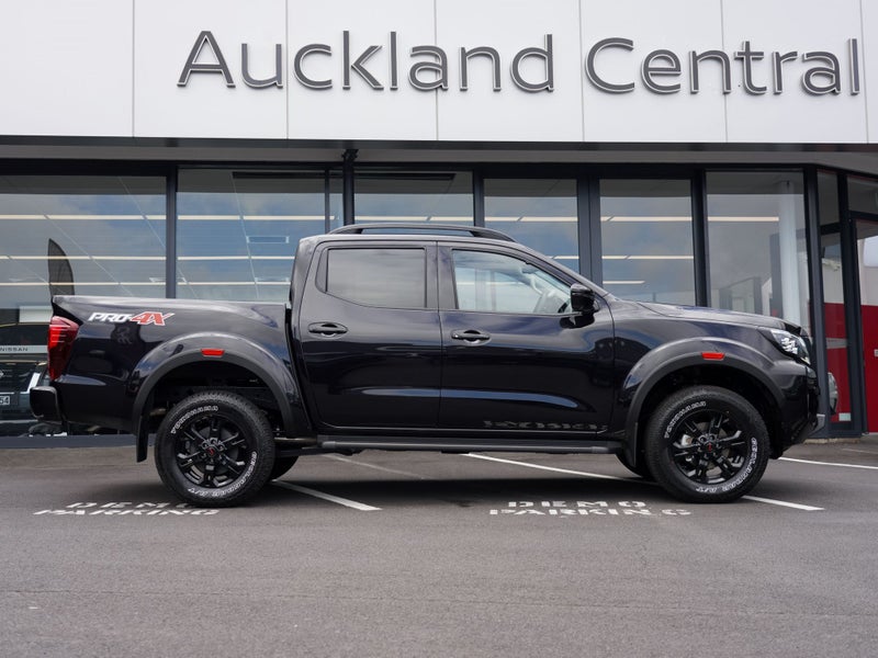2025 Nissan Navara Pro-4X 4WD Dual Cab 2.3D 6M... image 3