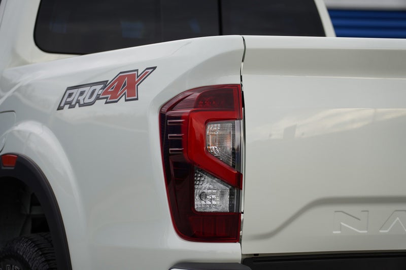 2025 Nissan Navara Pro-4X 4x4 auto image 4