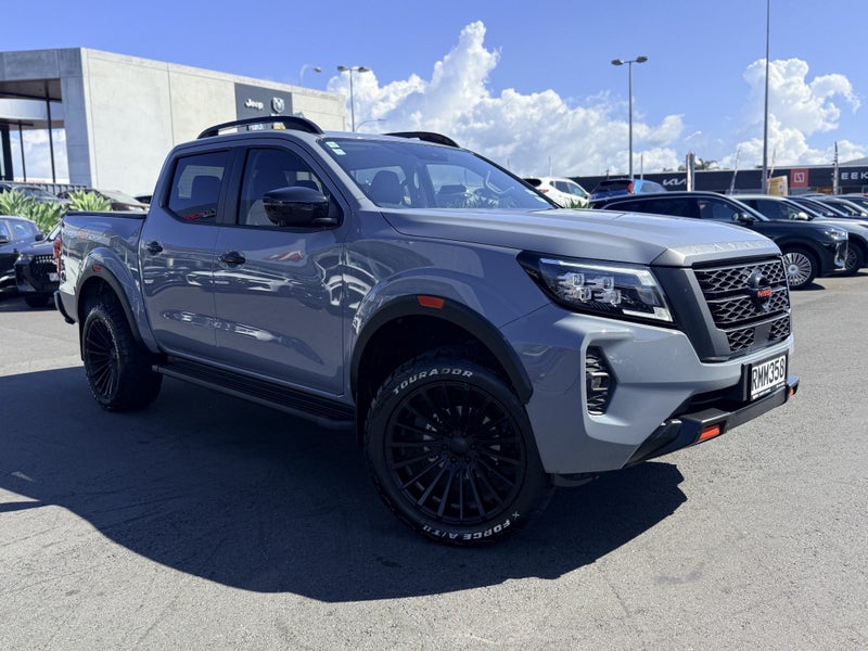 2025 Nissan Navara PRO-4X BLACK EDITION 4WD AUT... image 5