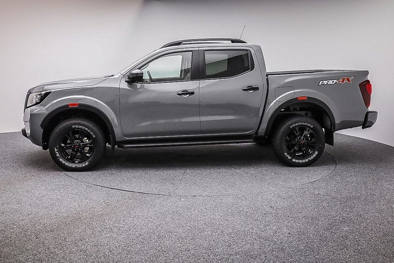 2025 Nissan Navara PRO4X 4WD D/C Auto image 4