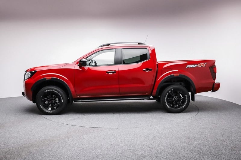 2025 Nissan Navara PRO4X 4WD D/C Auto image 4