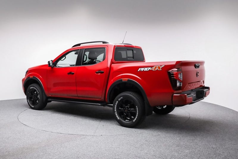 2025 Nissan Navara PRO4X 4WD D/C Auto image 5