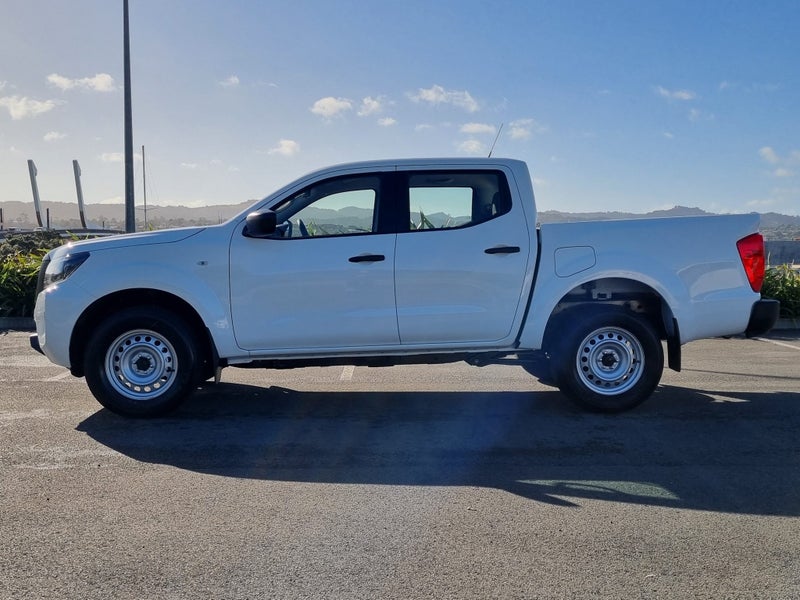2025 Nissan Navara SL 2.3Diesel/6 Speed Manual image 2