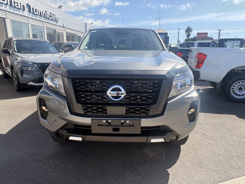 2025 Nissan Navara SL 4WD image 3