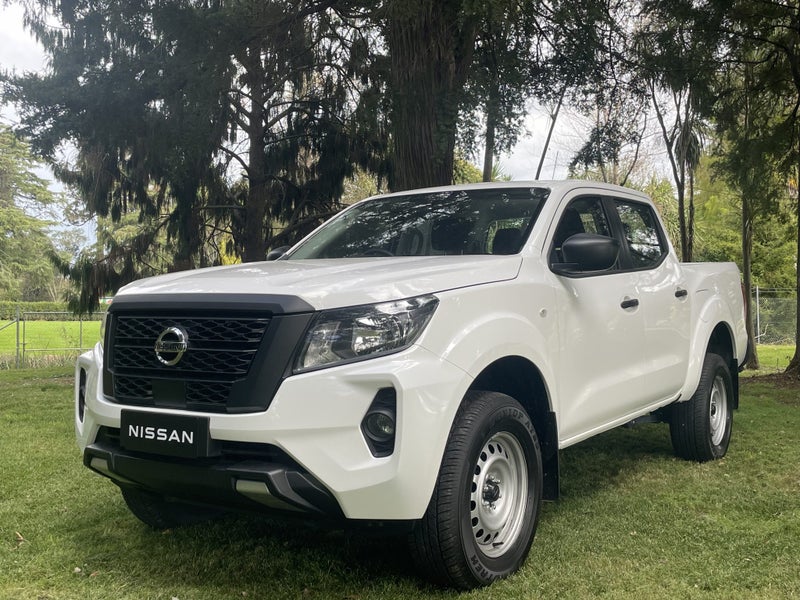 2025 Nissan Navara SL 4WD DOUBLE CAB AUTO image 3