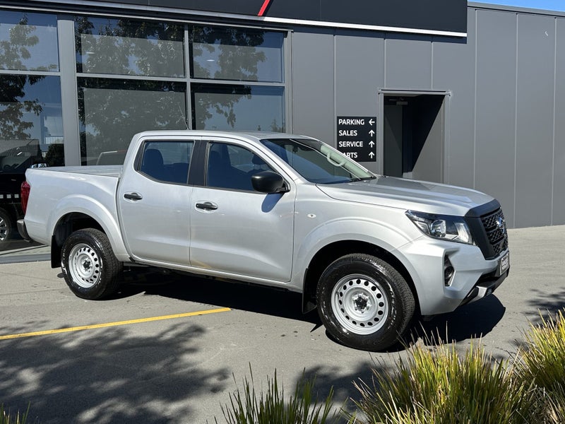 2025 Nissan Navara SL 4WD - RUN OUT SPECIAL image 2