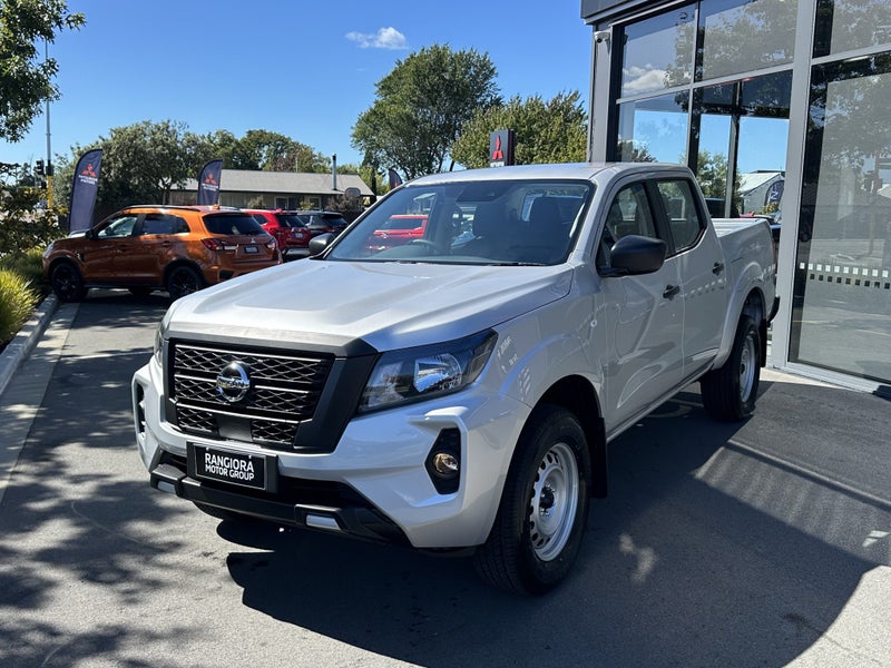 2025 Nissan Navara SL 4WD - RUN OUT SPECIAL image 3