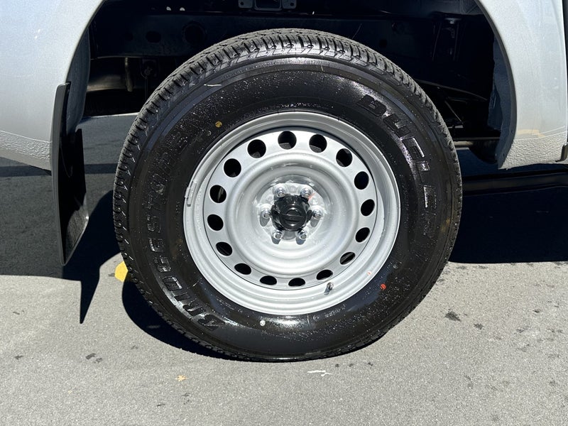 2025 Nissan Navara SL 4WD - RUN OUT SPECIAL image 5