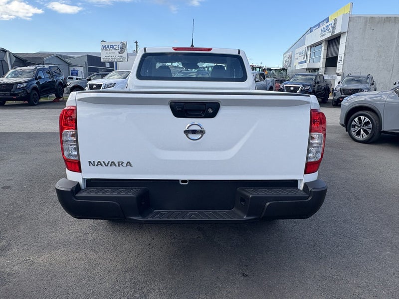 2025 Nissan Navara SL King Cab 4WD image 4