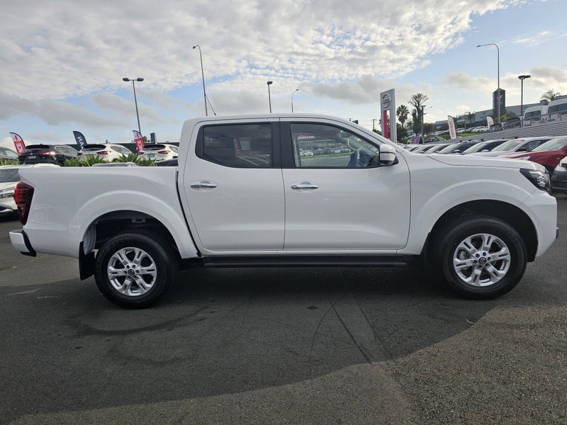 2025 Nissan Navara ST 2.3/4WD image 3