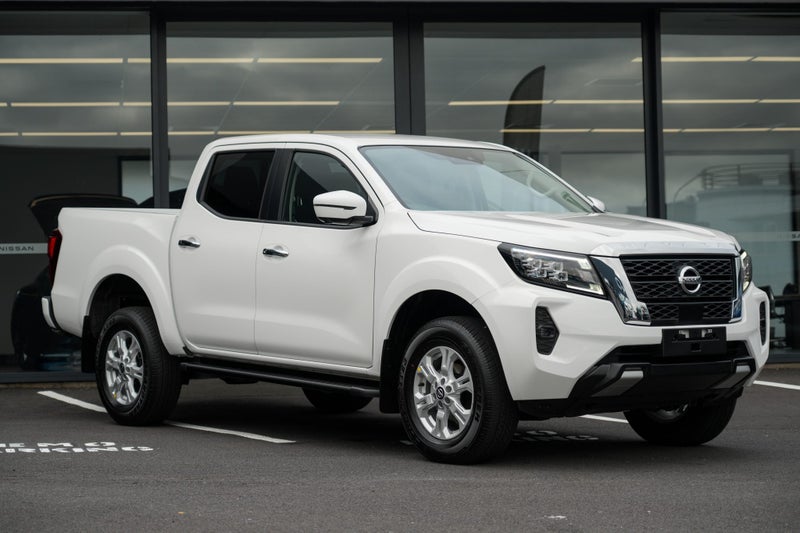 2025 Nissan Navara ST 4WD 2.3D 4Dr Ute image 1