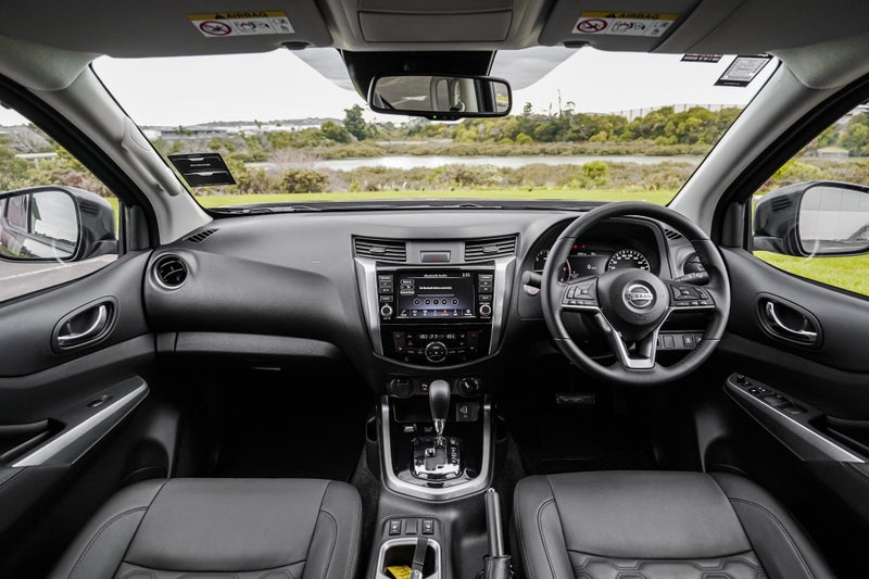 2025 Nissan Navara ST-X 2.3D/4Wd/7At image 2