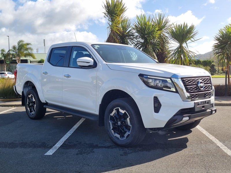 2025 Nissan Navara St-X 2.3D/4Wd/7At image 1