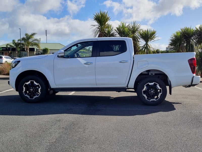 2025 Nissan Navara St-X 2.3D/4Wd/7At image 4