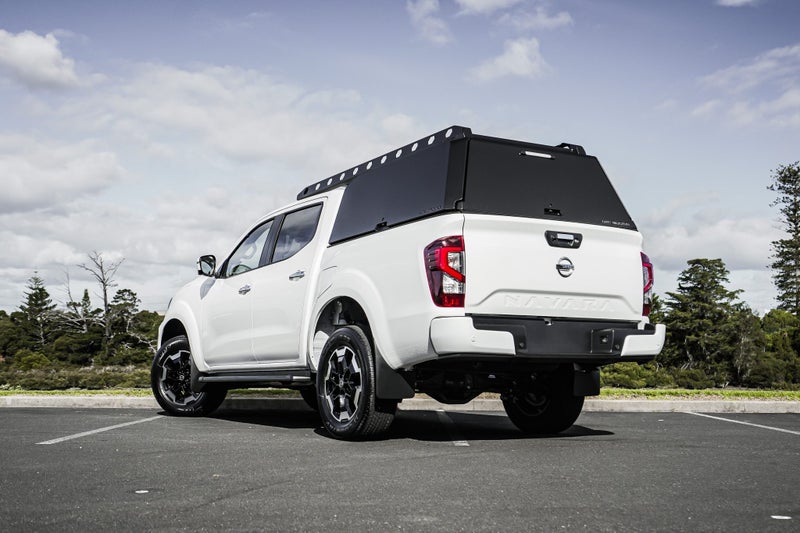 2025 Nissan Navara ST-X 2.3D/4Wd/7At image 3