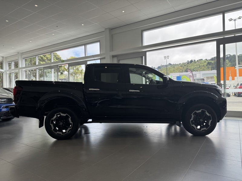 2025 Nissan Navara ST-X 2.3D/7AT image 4