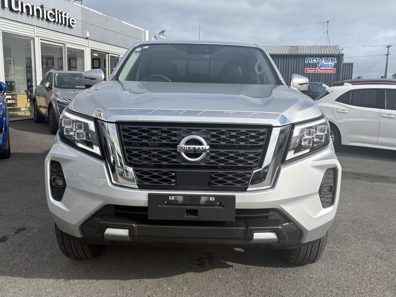 2025 Nissan Navara ST-X 4WD Auto image 4
