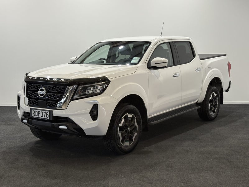 2025 Nissan Navara ST-X 4WD D/C A image 3