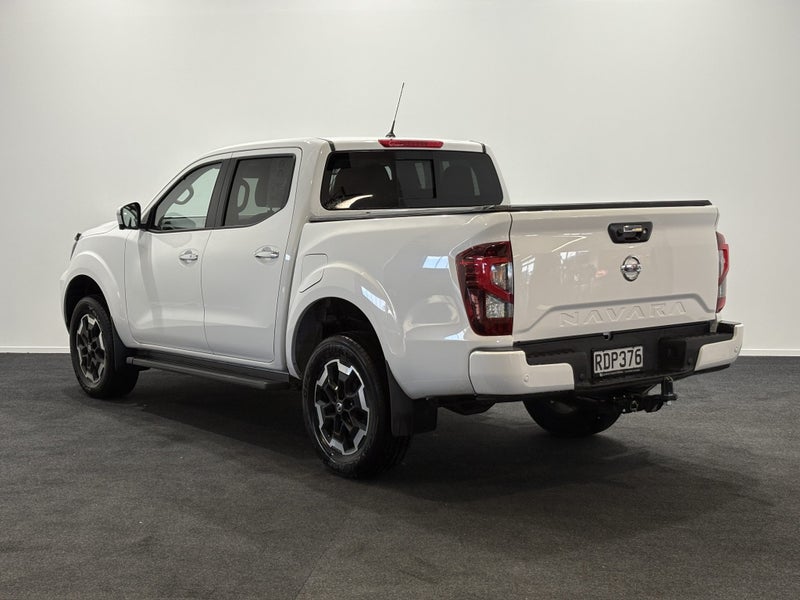 2025 Nissan Navara ST-X 4WD D/C A image 5